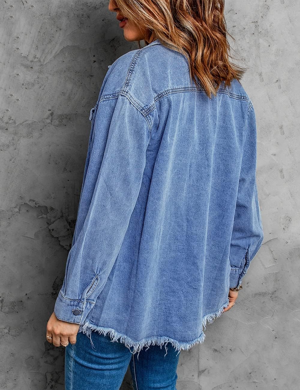 Vetinee Women's Concert Outfits For Women Oversized Boyfriend Wave Blue Front Button Up Frayed Raw Hem Long Sleeve Pockets Denim Jean