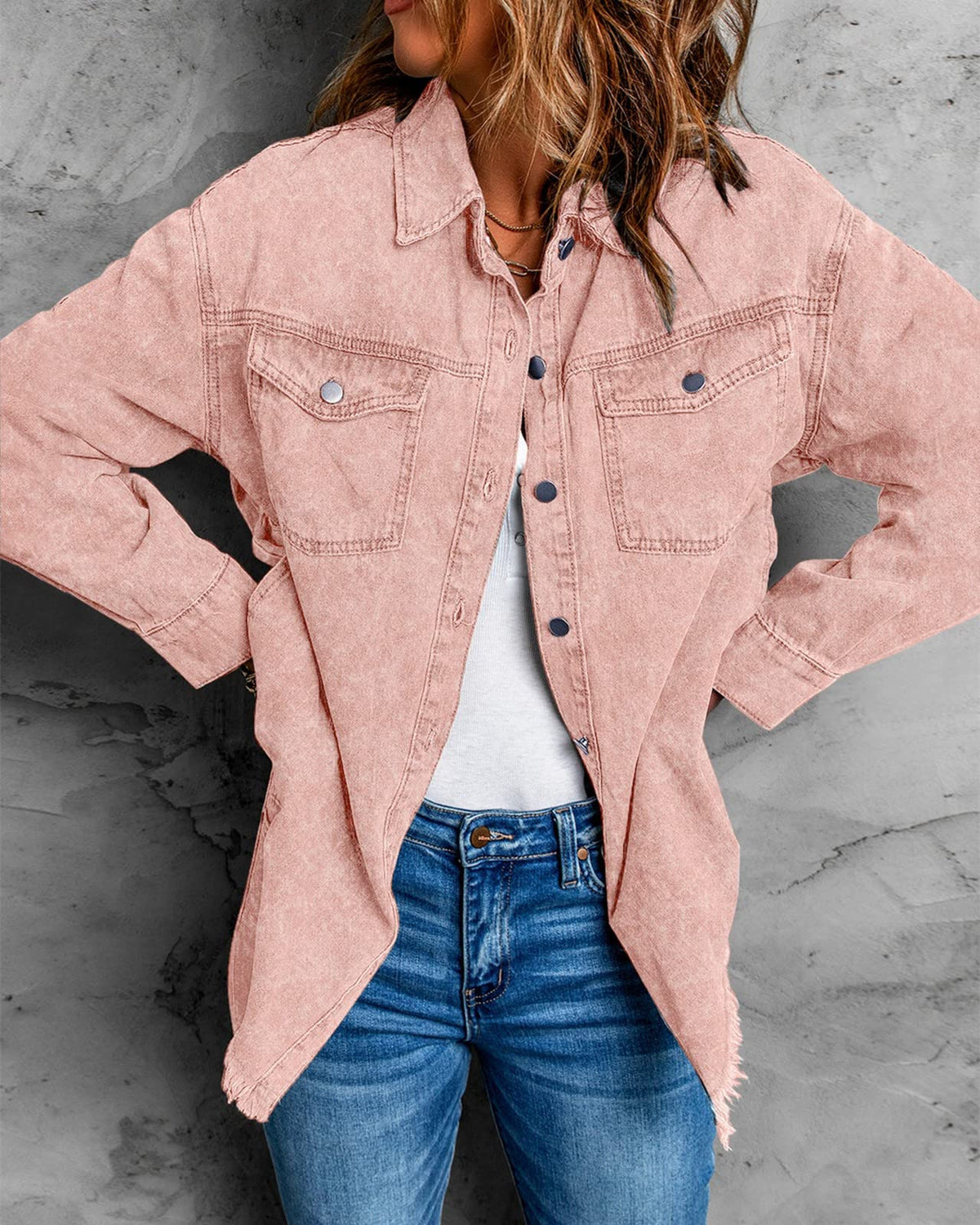 Vetinee Women's Oversized Boyfriend Dusty Pink Front Button Up Frayed Raw Hem Long Sleeve Pockets Denim Jean Jacket Shacket Medium Size 8 10