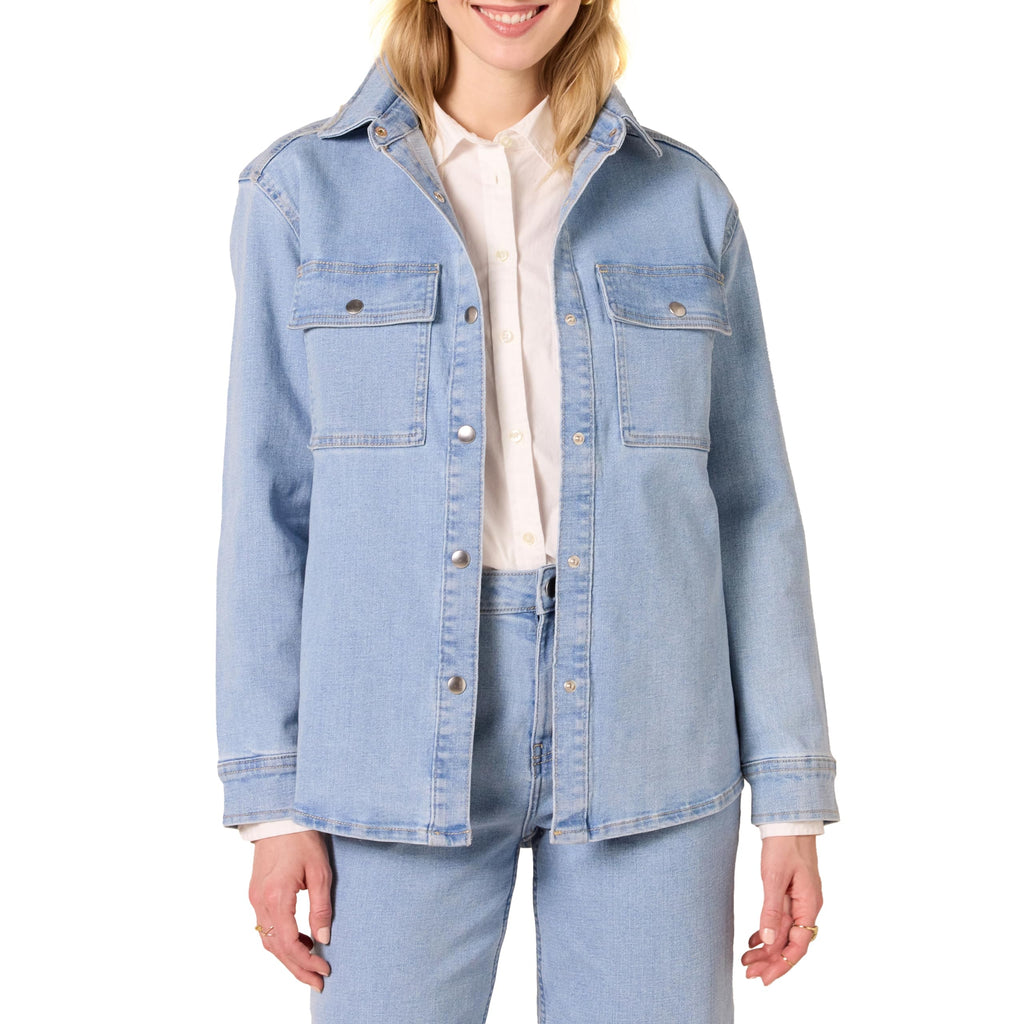 Amazon Essentials Women's Oversized-fit Heavyweight Denim Shirt Jacket, Light Wash, X-small
